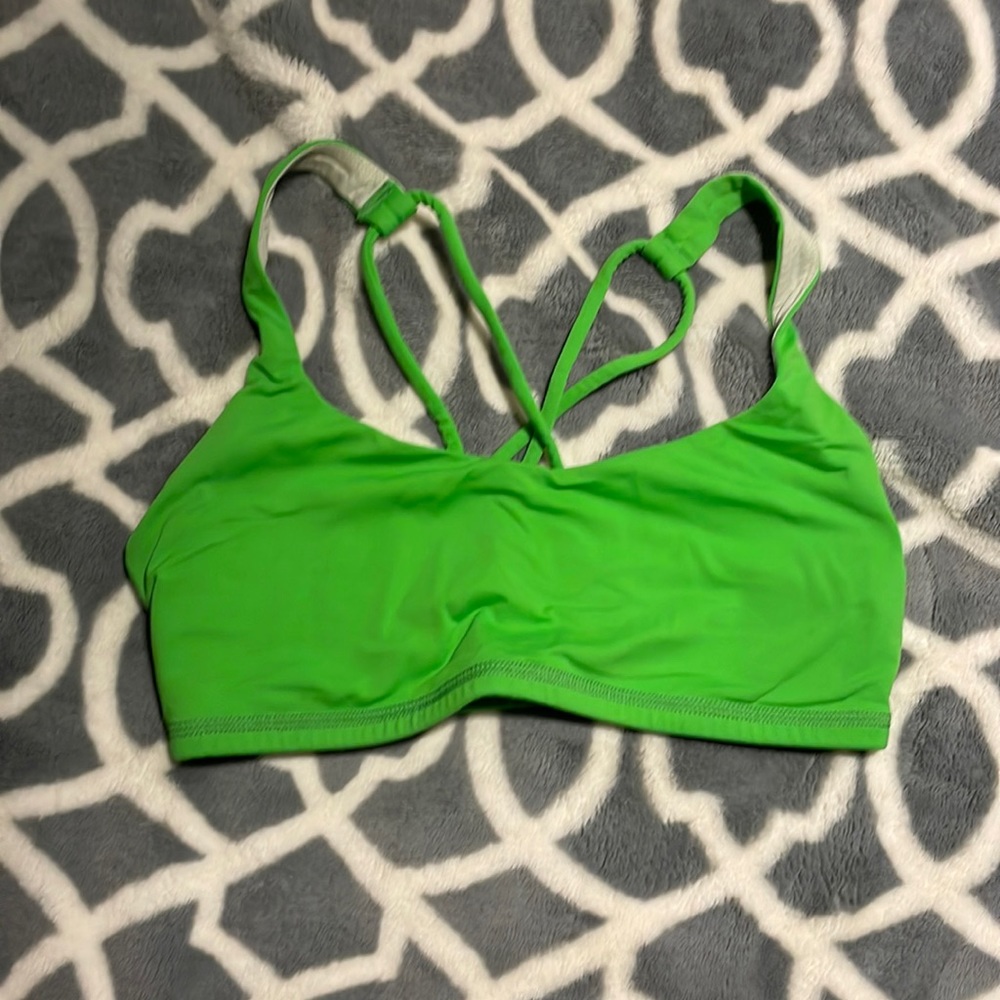 Lululemon green free to be sports bra size 4